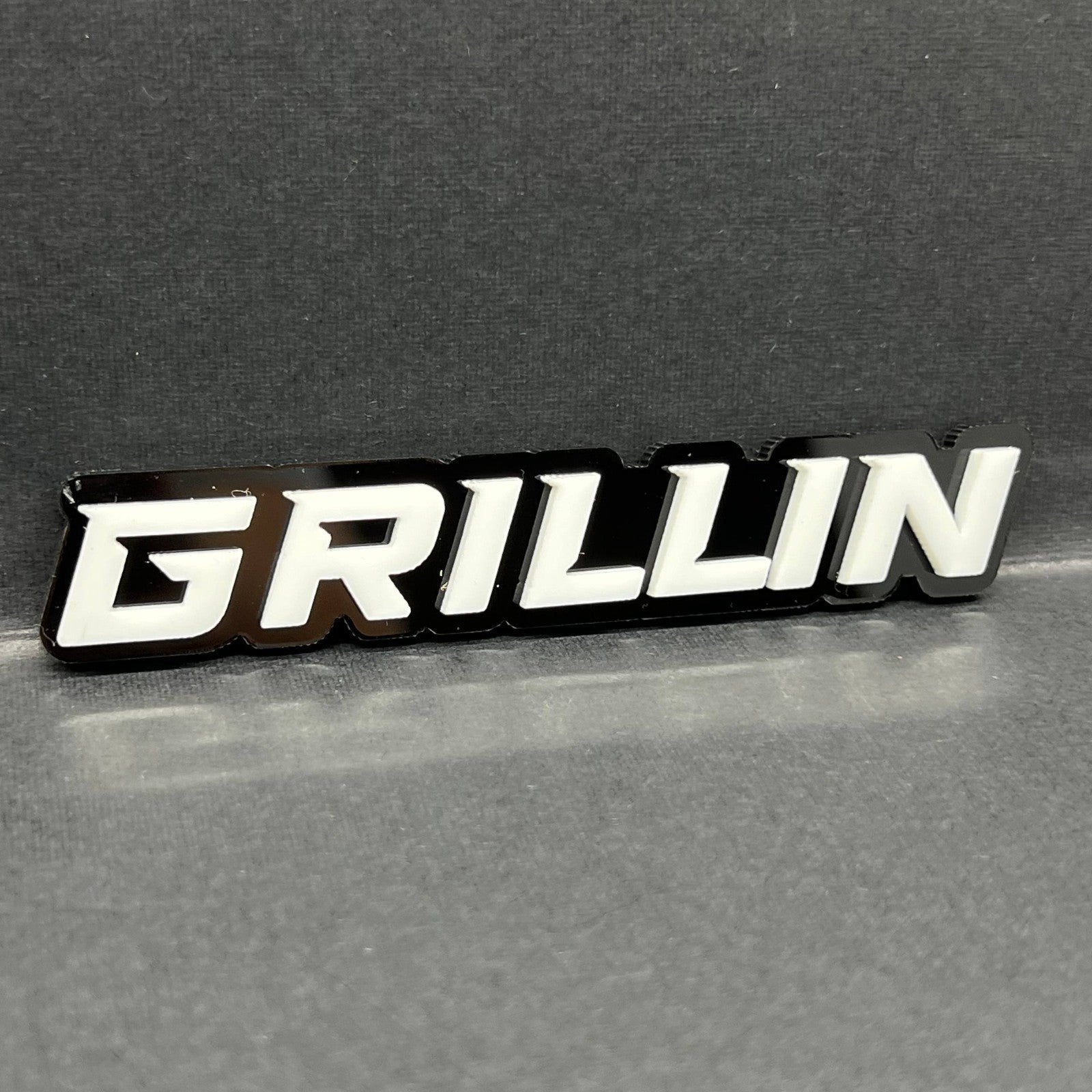 1PC GRILLIN Badge – 3D Multicolor Acrylic Car Truck SUV Fender & Tailgate Emblem