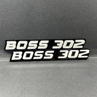 2PCS BOSS 302 Emblems – Custom 3D Multicolor Fender & Trunk Badges