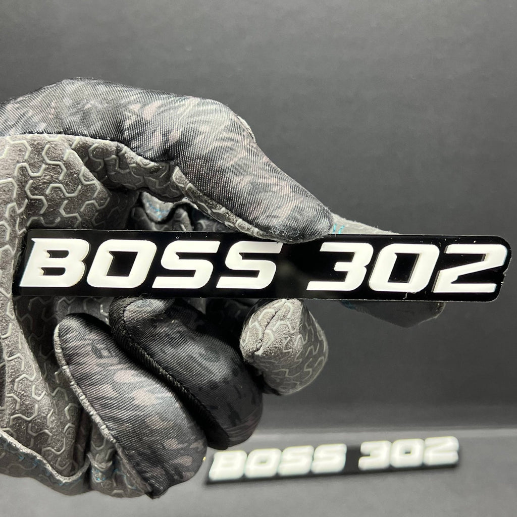 2PCS BOSS 302 Emblems – Custom 3D Multicolor Fender & Trunk Badges