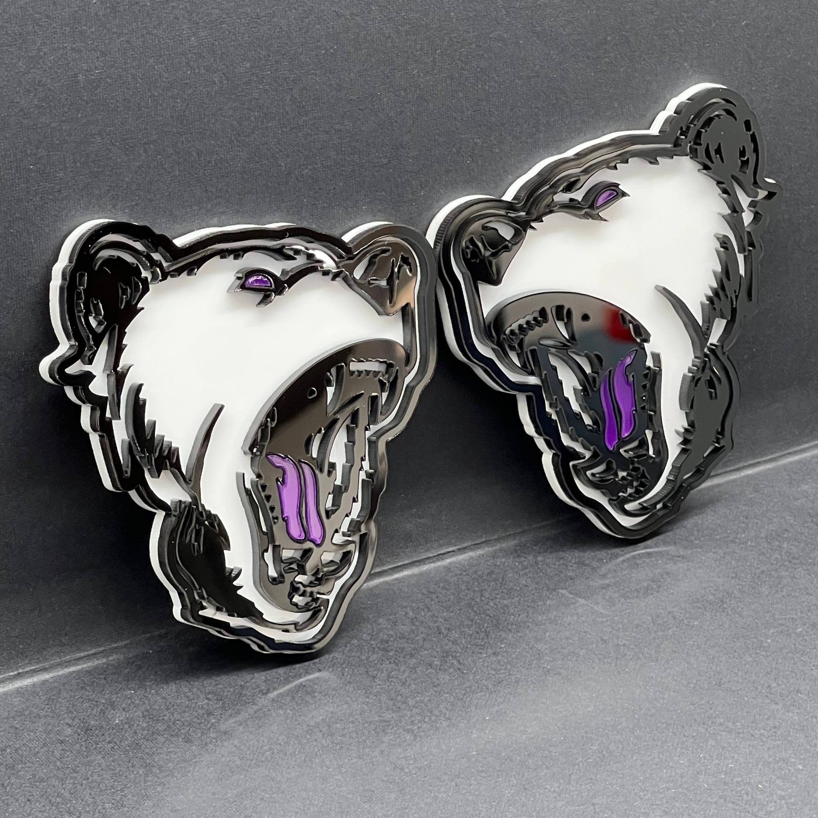 2PCS Angry Bear Emblems – Aggressive 3D Acrylic Car & Truck Fender Badges