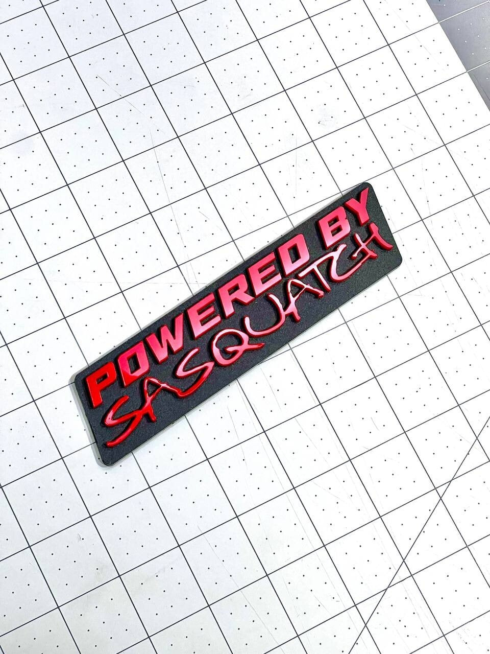 POWERED BY SASQUATCH EMBLEM BADGE QTY 1 FUNNY 3D ACRYLIC STICKER DECAL