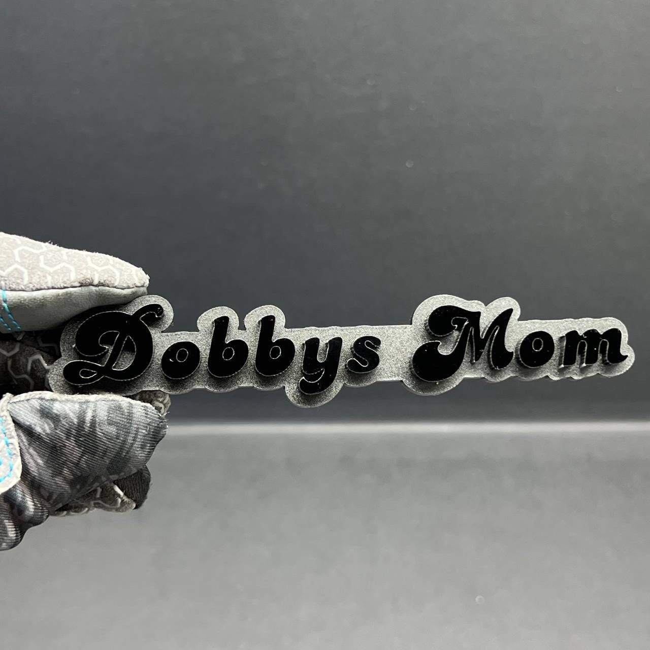 1PC Dobbys Mom 3D Emblem – Custom Acrylic Car Fender Trunk Tailgate Sticker