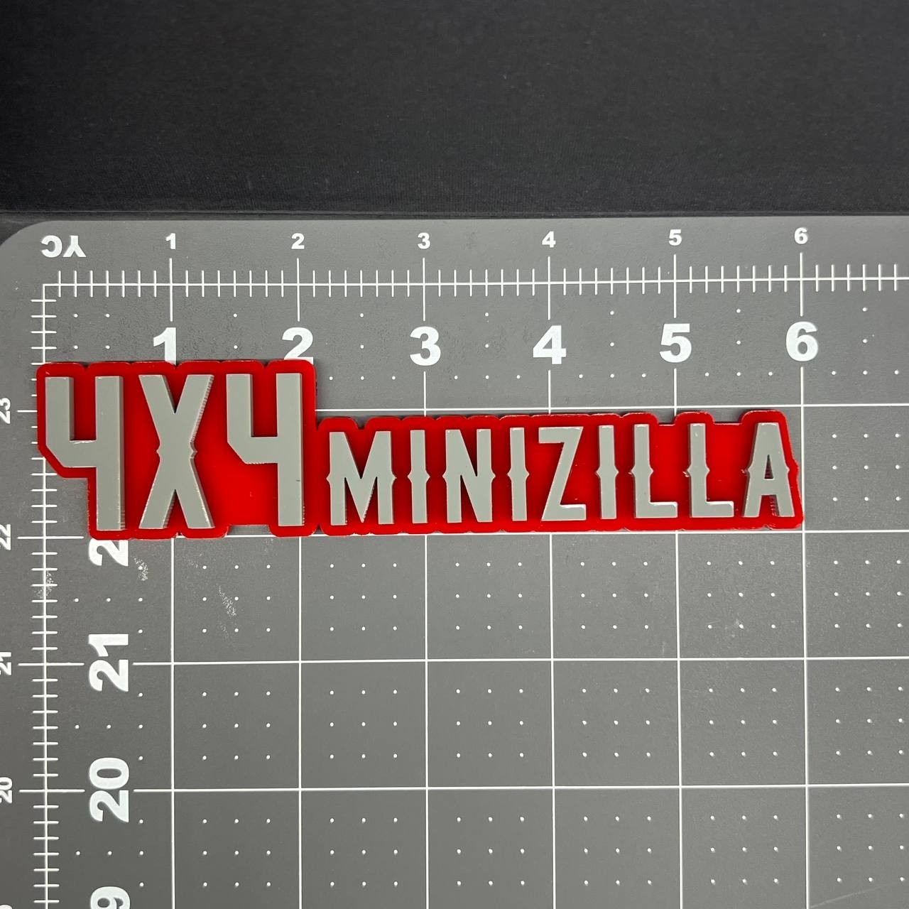 1PC 4x4 Minizilla Emblem – 3D Acrylic Exterior Car Badge Decal for Truck SUV