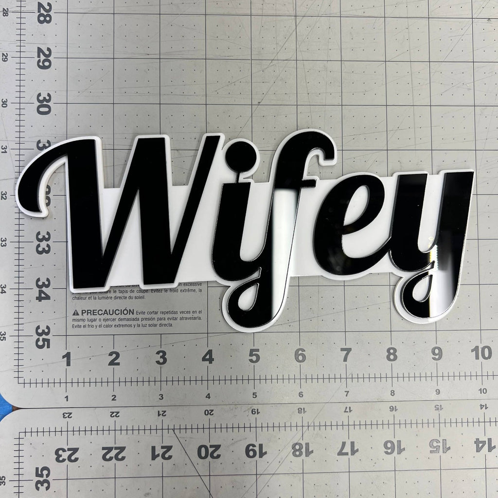 1PCS WIFEY Emblem – Durable 3D Multicolor Acrylic Car & SUV Fender Badge