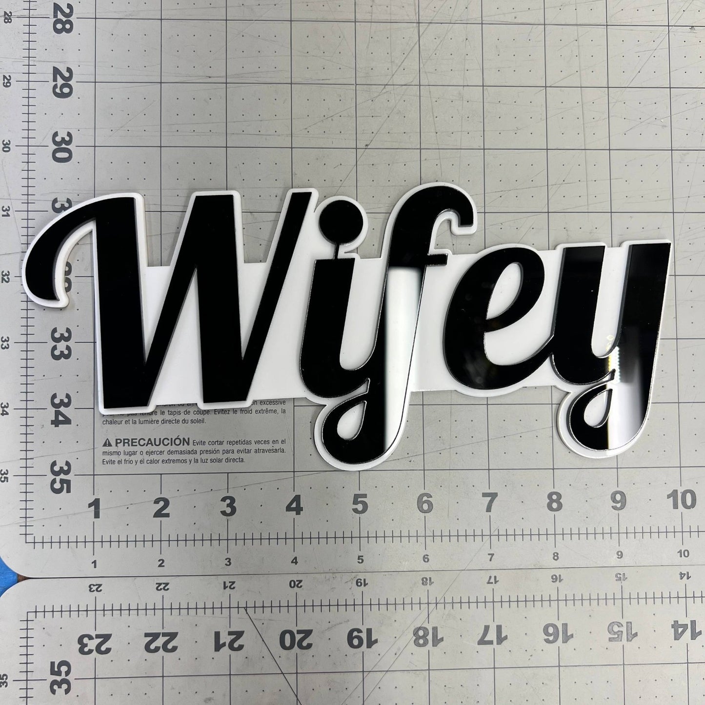 1PCS WIFEY Emblem – Durable 3D Multicolor Acrylic Car & SUV Fender Badge