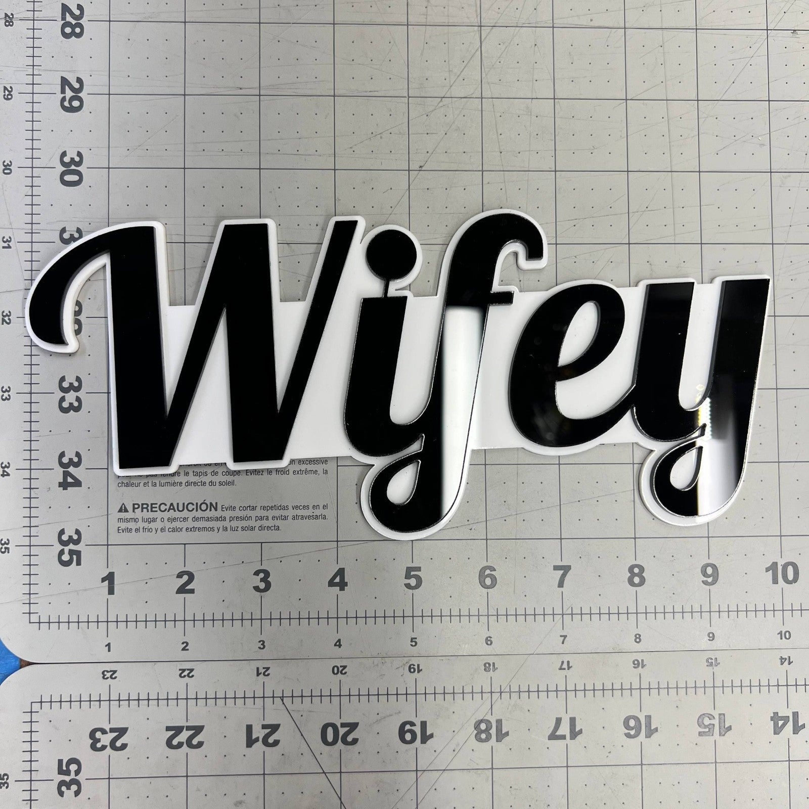1PCS WIFEY Emblem – Durable 3D Multicolor Acrylic Car & SUV Fender Badge