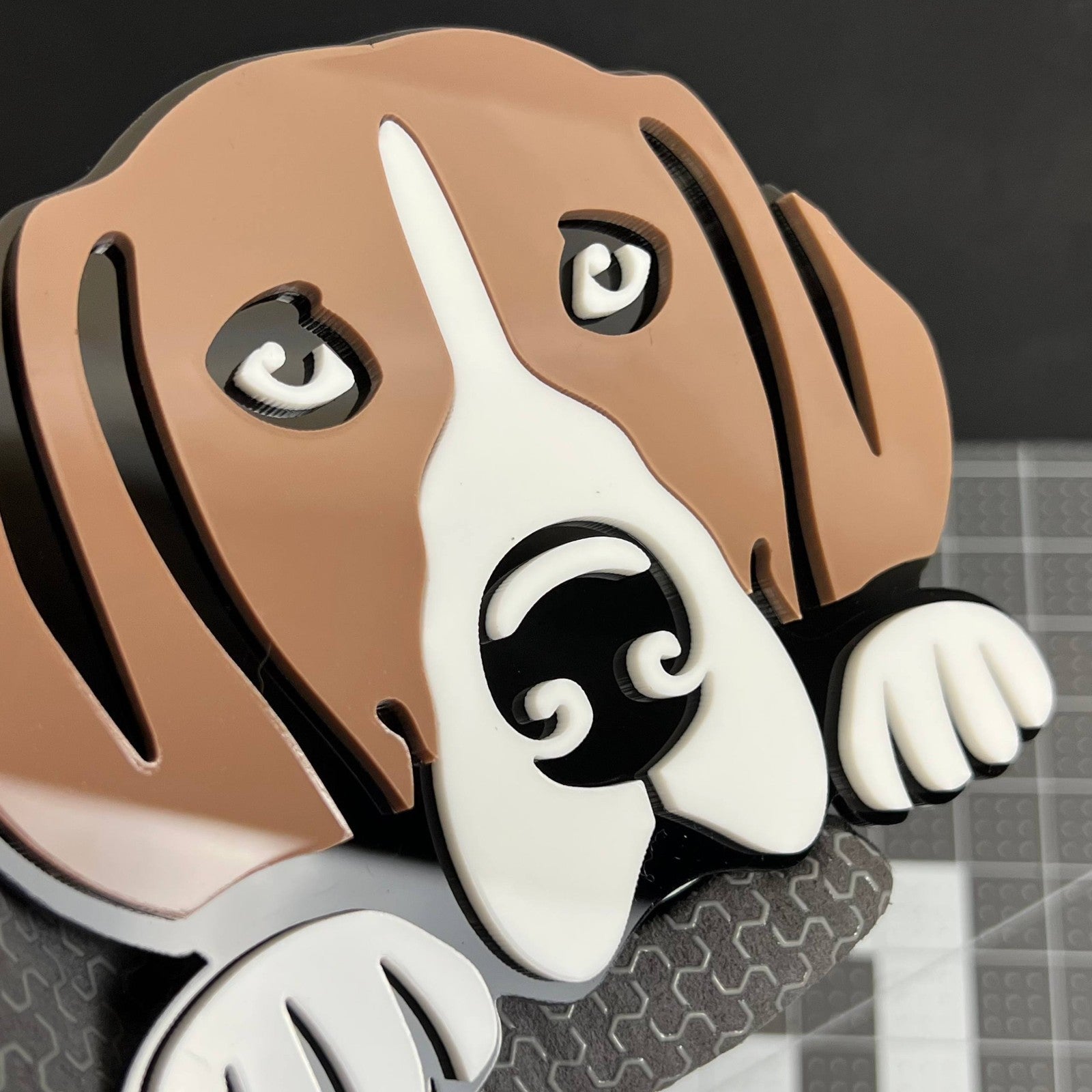 1PCS BEAGLE Emblem – Durable 3D Multicolor Acrylic Dog Lover Car Badge