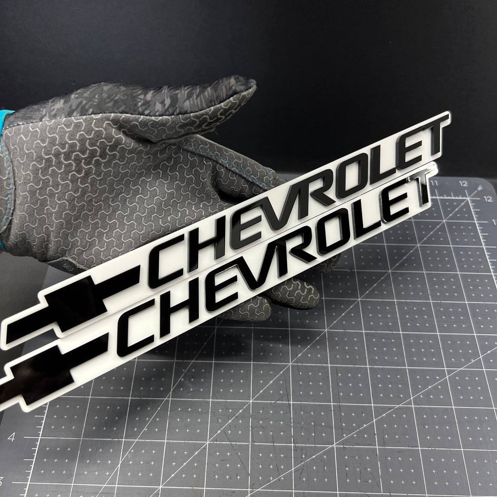 2PCS Chevrolet Emblem Badge – White & Black 3D Car Fender & Trunk Decals