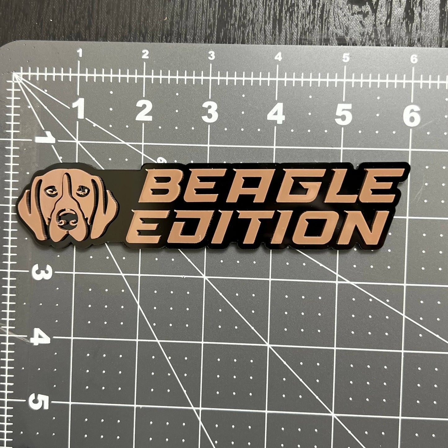 1PC BEAGLE Edition Emblem – Fun 3D Multicolor Acrylic Fender & Trunk Badge