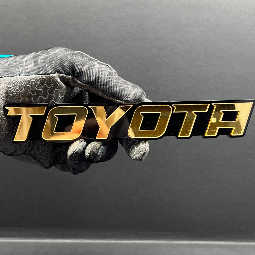 1pc Toyota 3D Emblem Badge – Multicolor Acrylic Toyota Car Fender & Trunk Decal