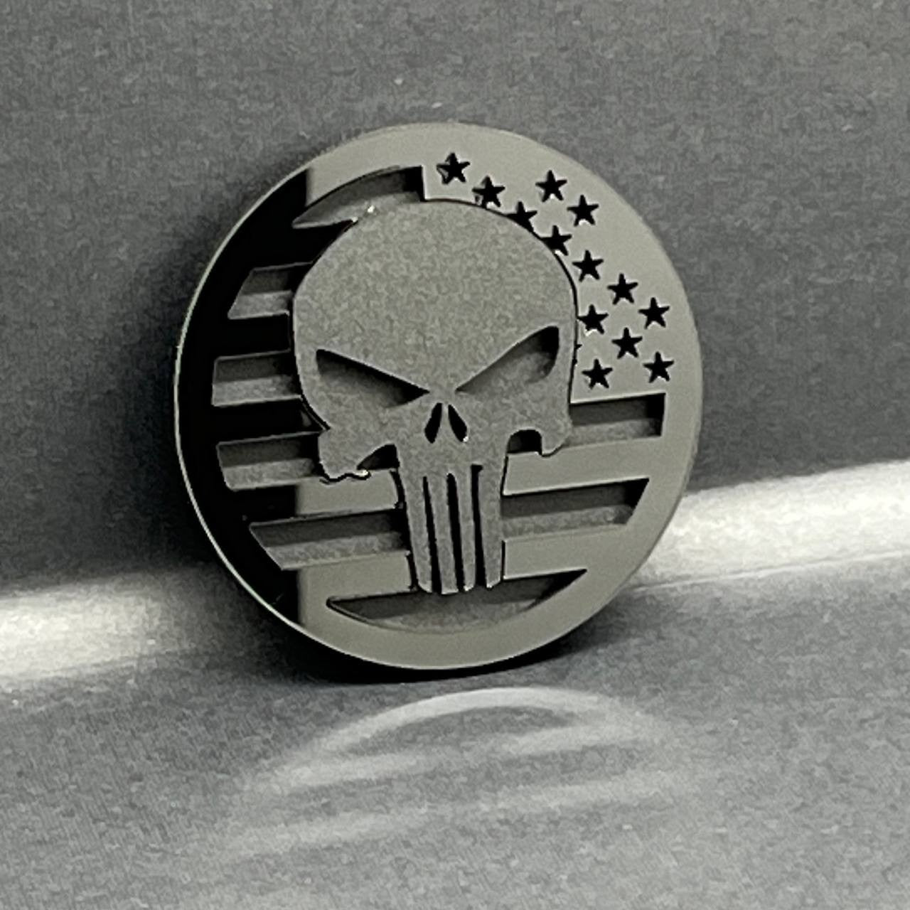 2PCS 18-24 WRANGLER GLADIATOR JL PUNISHER FENDER EMBLEM BADGE FENDER