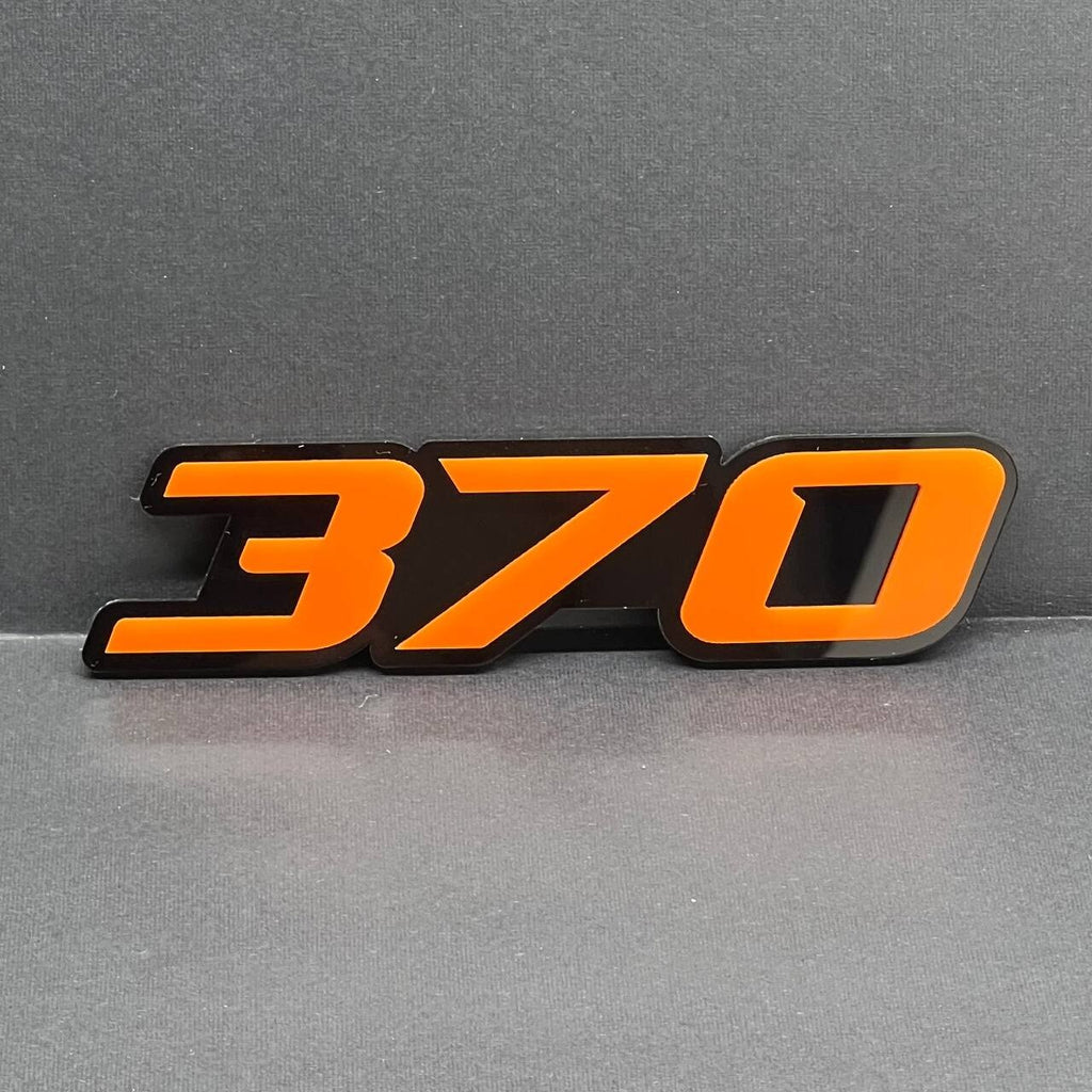 2x Orange Black 370 Hemi Emblems 370 Side Fender Badge 3D for 370 Emblem