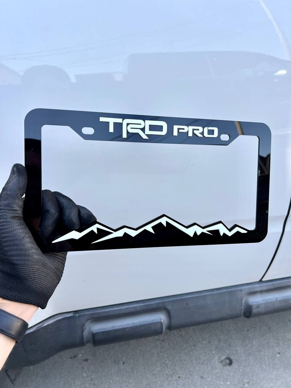 TRD PRO LICENSE PLATE FRAME TOYOTA ACCESSORY FRONT REAR TAG HOLDER PLATE COVER