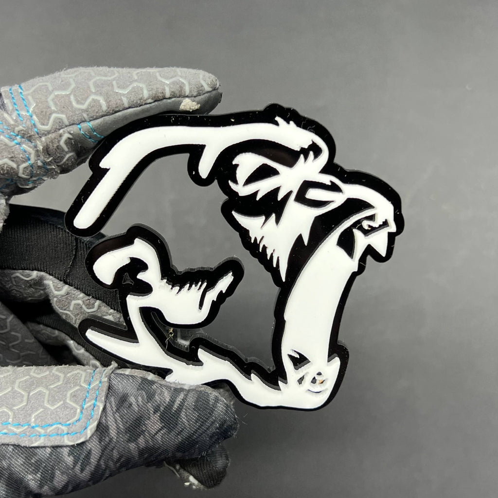2PCS Gorilla Emblem Badges – Aggressive 3D Acrylic Car & SUV Fender Decals