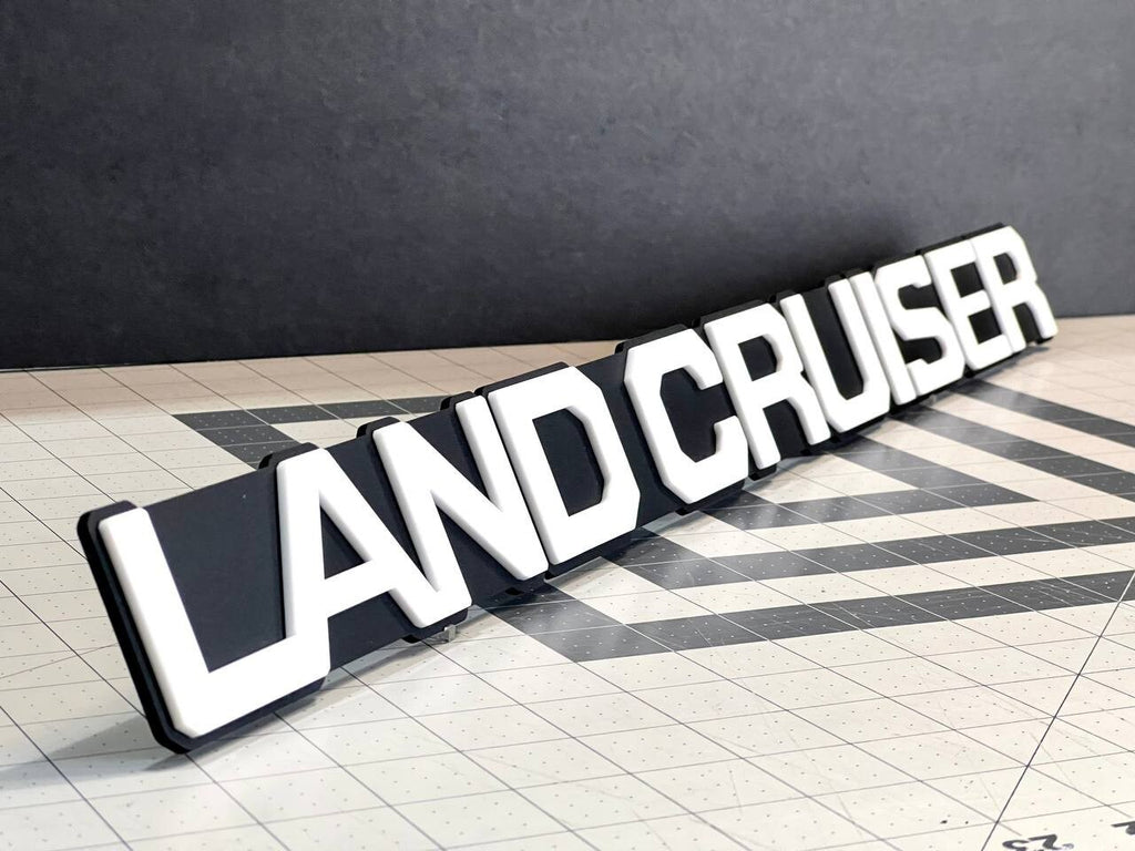 1pcs Toyota Land Cruiser Front Grill Emblem/Badge multicolor