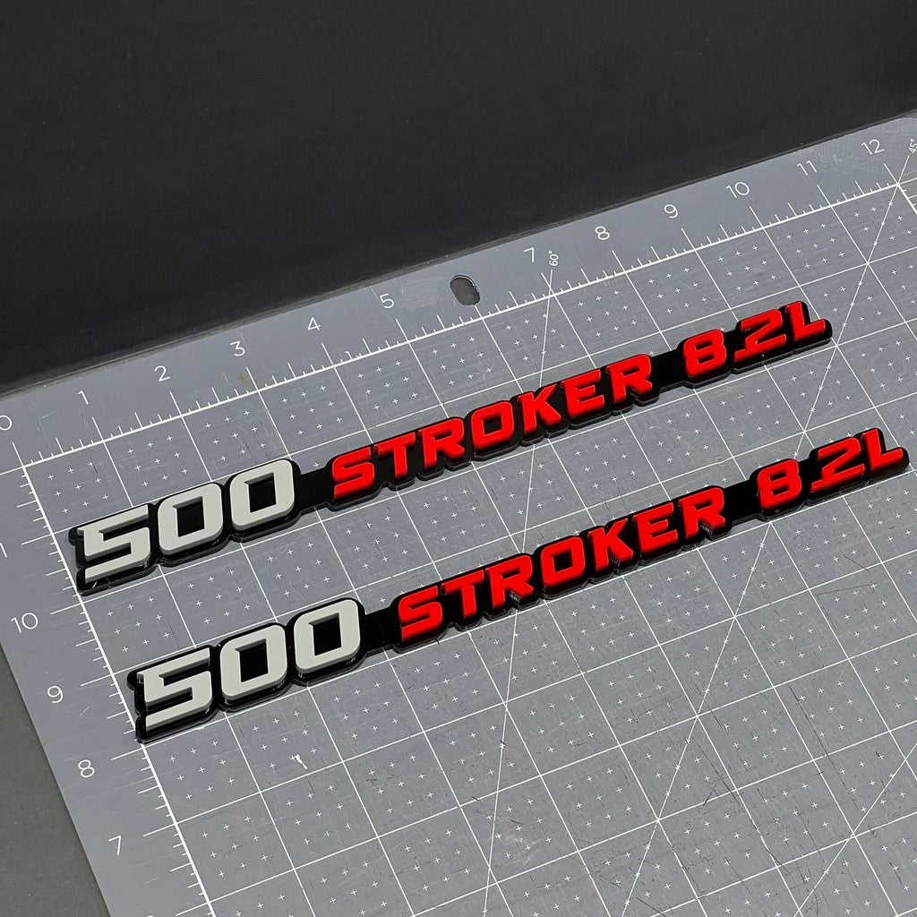 2PCS 500 STROKER 8.2L Emblems – 3D Acrylic Engine Fender Badges for Cars & Truck