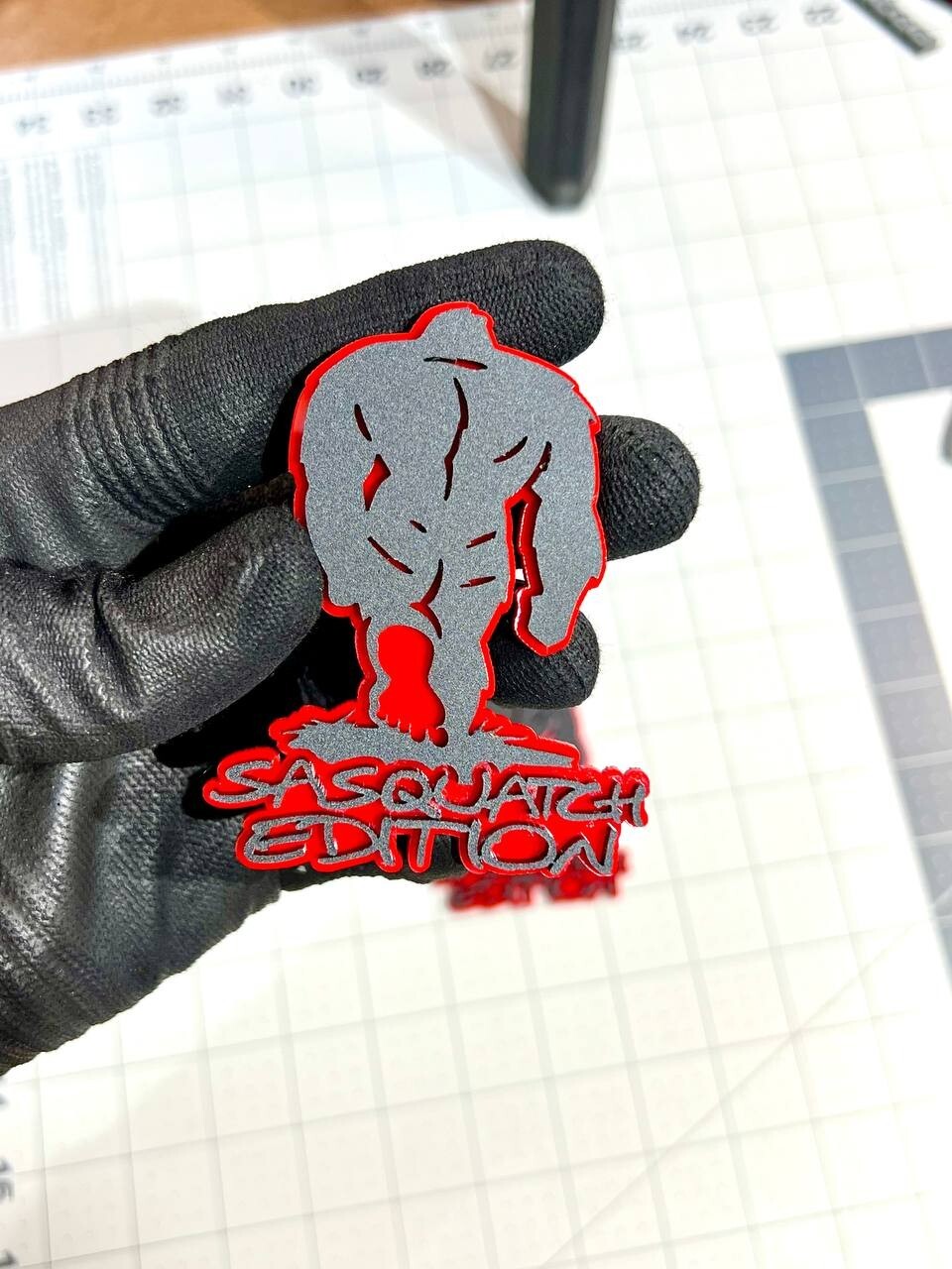 SASQUATCH EDITION EMBLEM BADGE QTY 1 3D ACRYLIC STICKER DECAL TRUCK SUV OFF ROAD