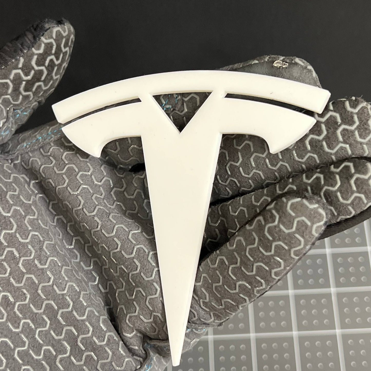 2PCS Tesla Emblems – Custom 3D Multicolor Acrylic Fender & Trunk Badges