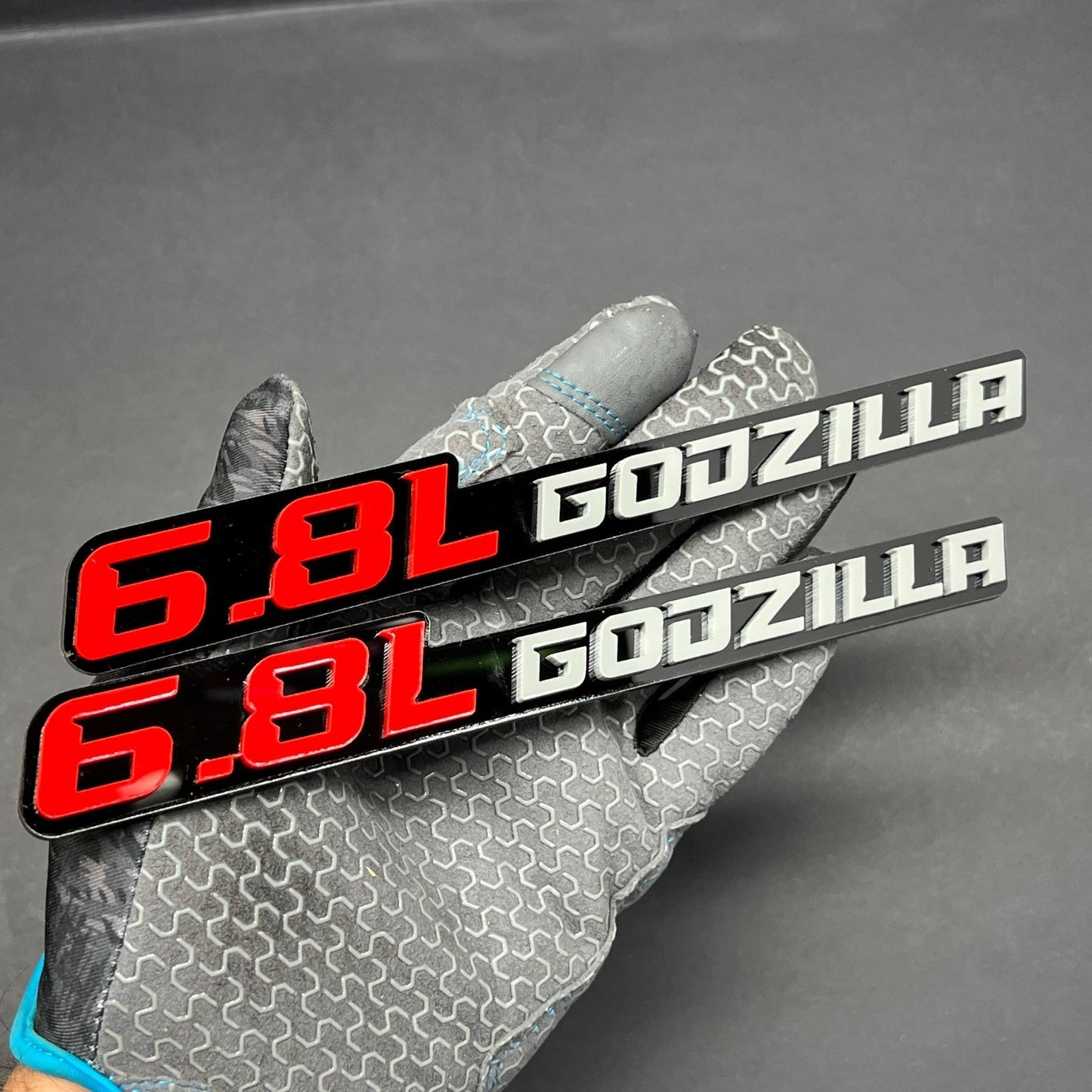 2PCS 3D GODZILLA Emblems – Durable Fender Badges for Ford 6.8L Engine Vehicles