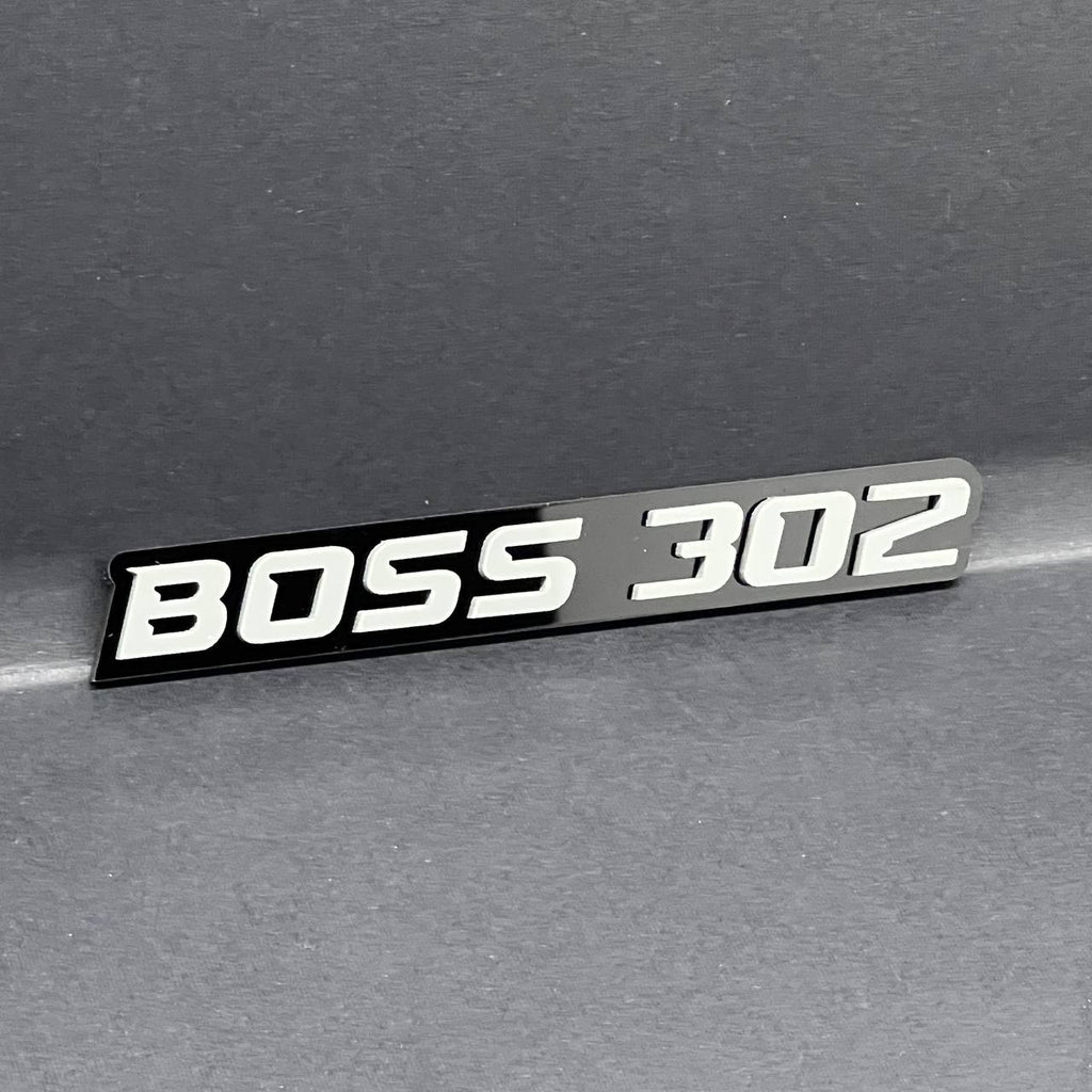 2PCS BOSS 302 Emblems – Multicolor 3D Fender Badges for Ford Mustang 302