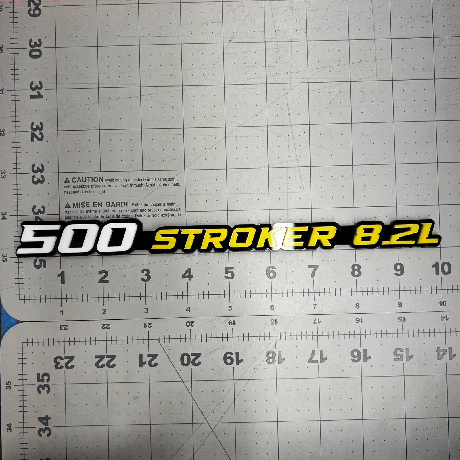 500 STROKER 8.2L 3D Emblems – Pair of Acrylic Engine Fender Badges (2PCS)