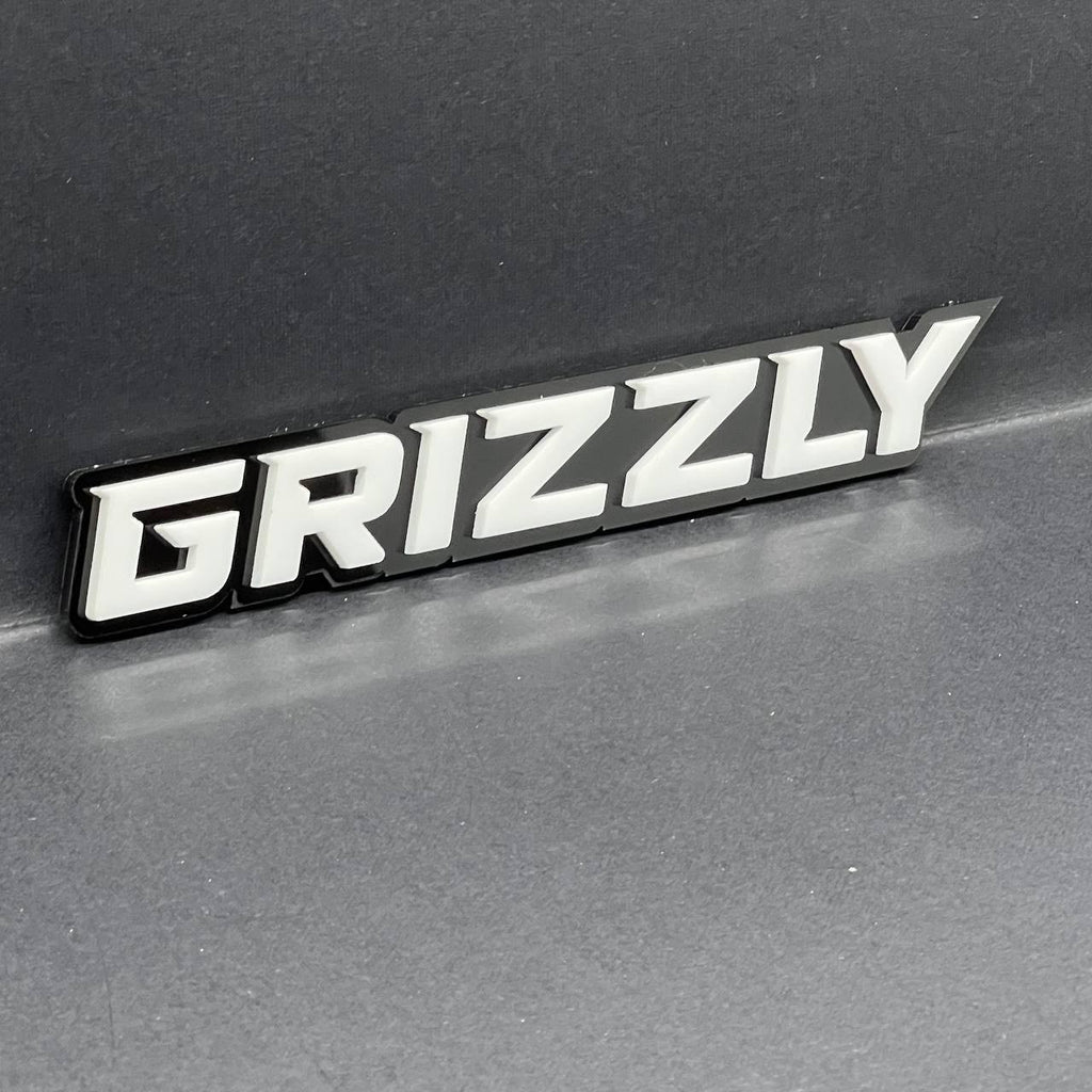 1PCS GRIZZLY Emblem – Custom 3D Multicolor Acrylic Car, Truck & SUV Badge