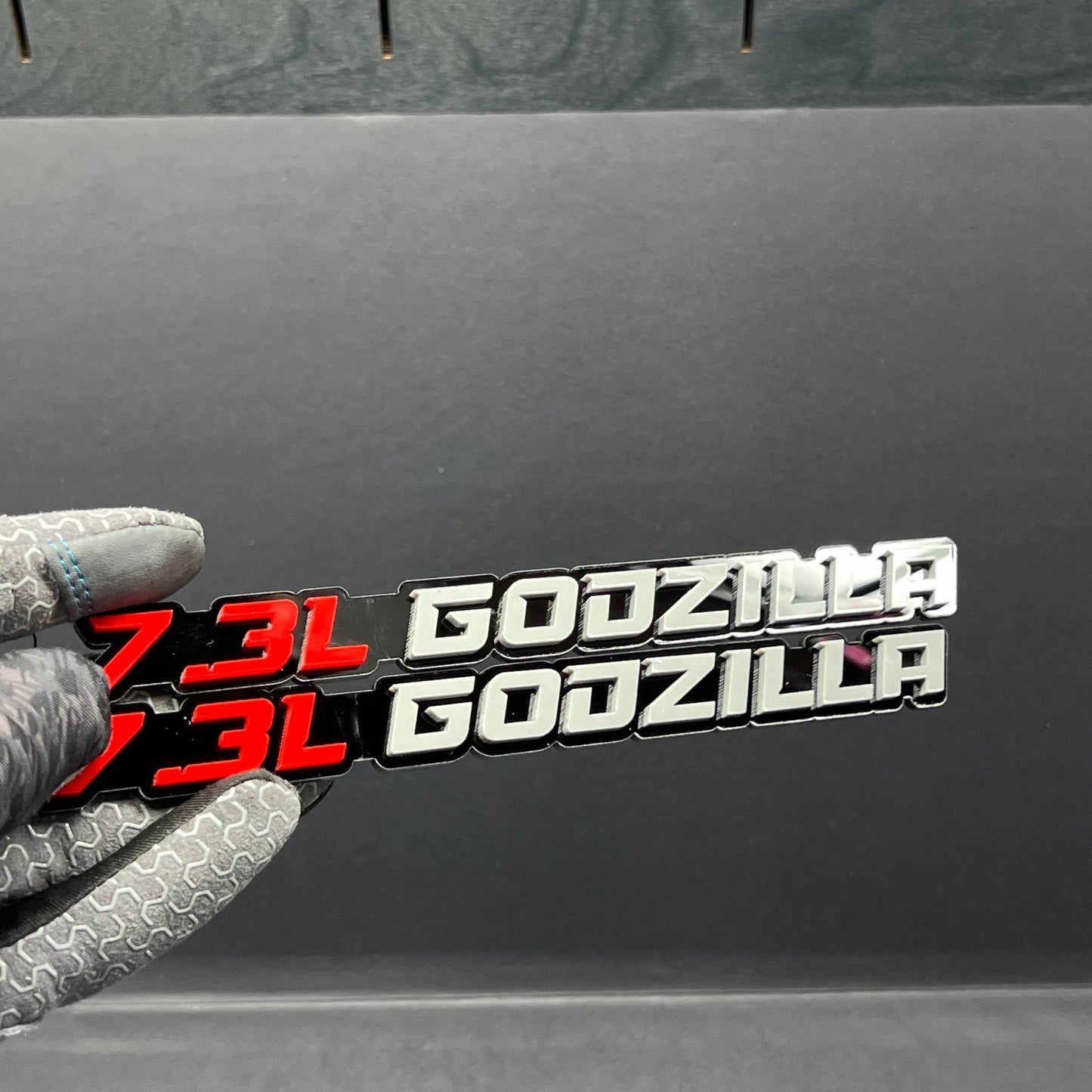 2PCS 7.3L GODZILLA 3D Emblems – Fender Badges for Ford Engine Truck & SUV