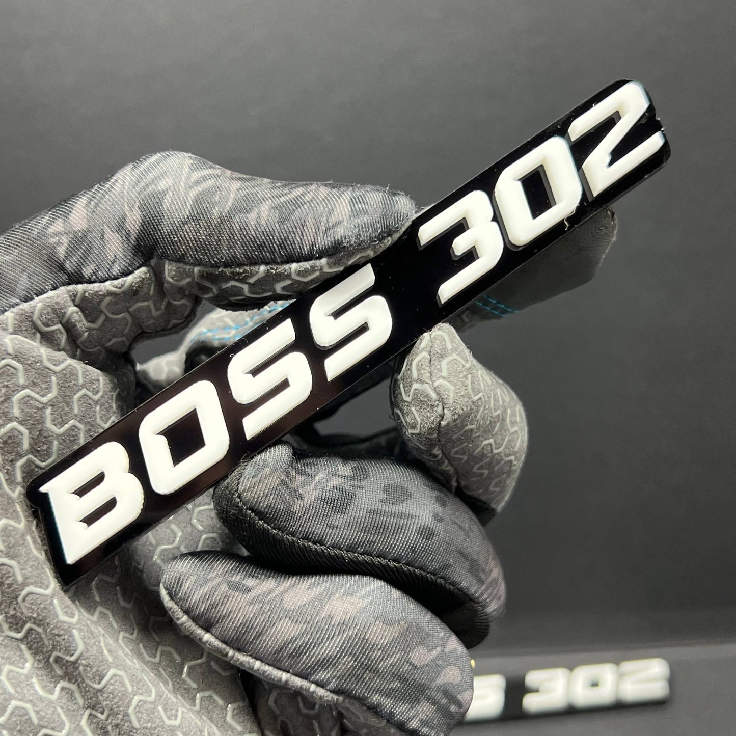 2PCS BOSS 302 Emblems – Custom 3D Multicolor Fender & Trunk Badges