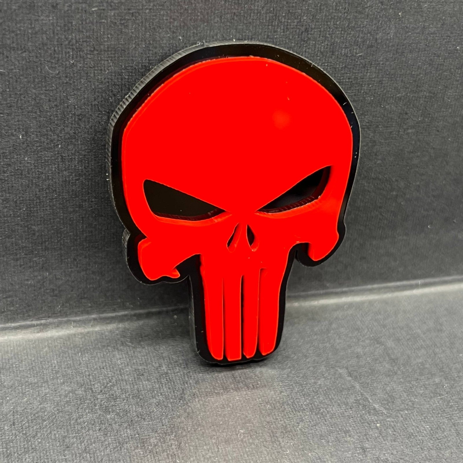 2PCS Punisher Emblems – Custom 3D Acrylic Fender Badges for Jeep 18–24 JL Models