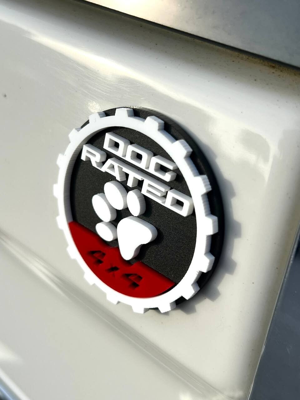 2PCS Jeep Wrangler 392 Fender DOG RATED 4x4 Trail Rated Emblem