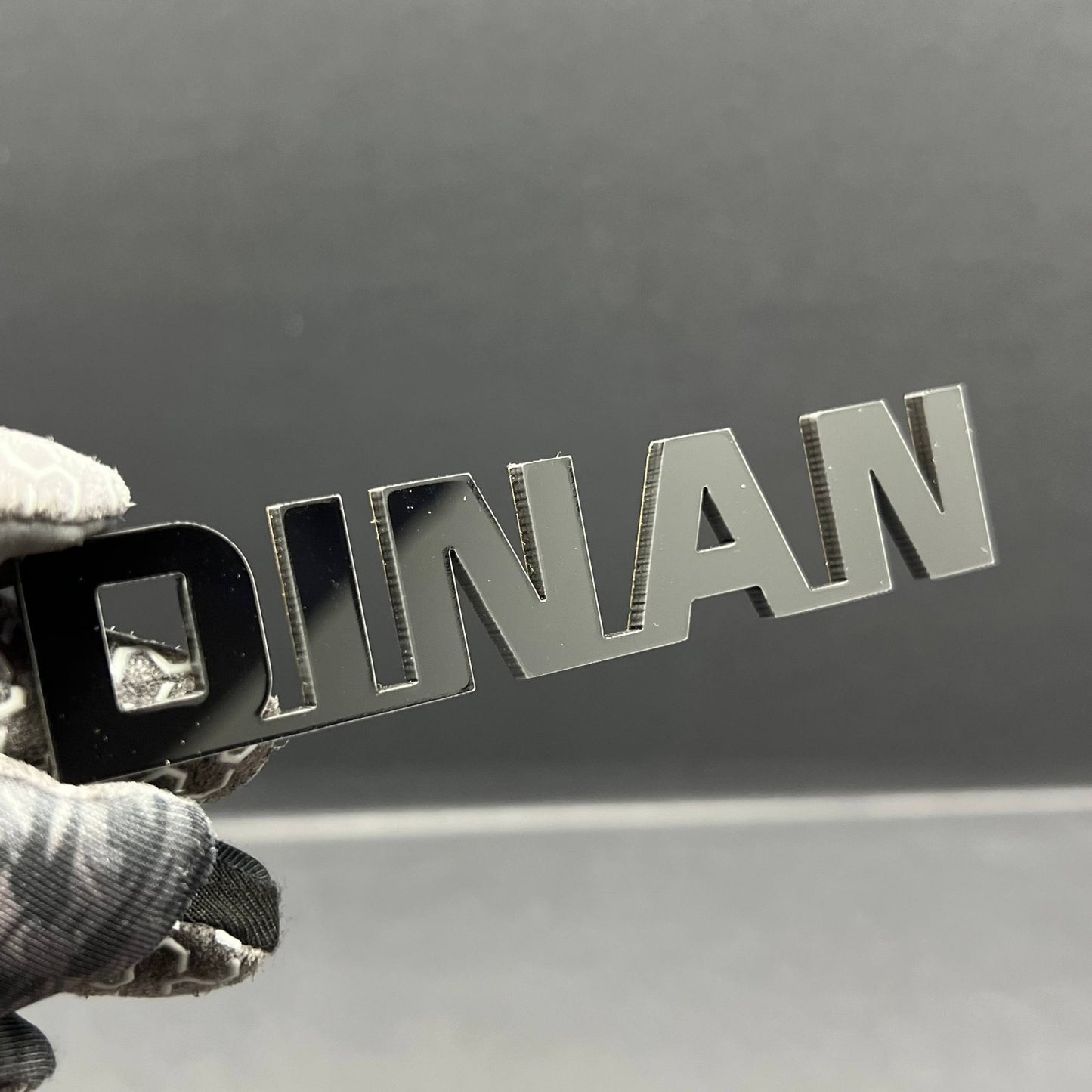 1pc DINAN Multicolor 3D Car Emblem – Easy Install Acrylic Trunk & Fender Sticker