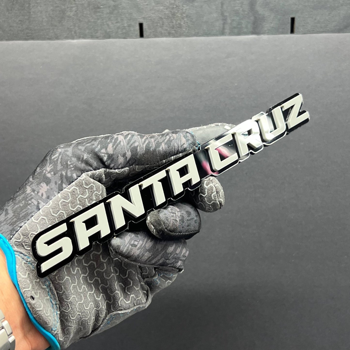 1PC SANTA CRUZ Emblem – Custom 3D Acrylic Fender & Tailgate Car Badge