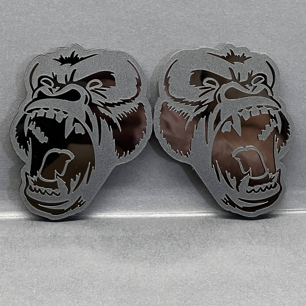 2PCS Gorilla Emblems – Durable Angry 3D Acrylic Fender Badges for Vehicles
