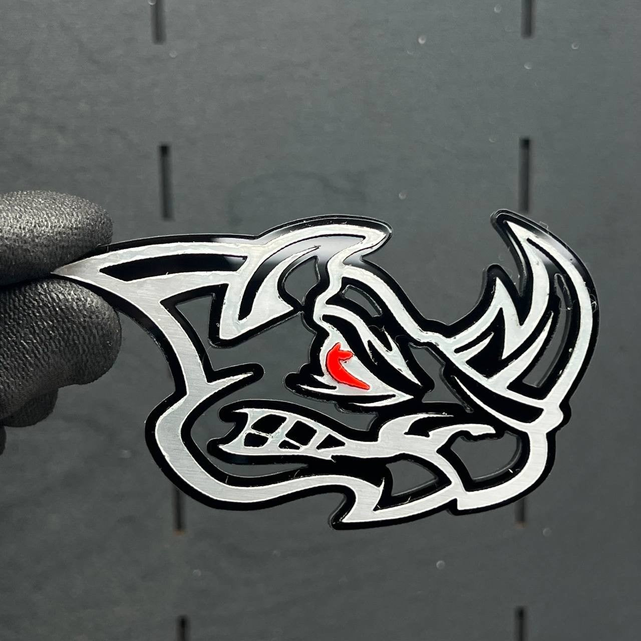 2PCS Rhino Red Eye Emblems – Angry Aggressive 3D Fender Car & Truck Badges