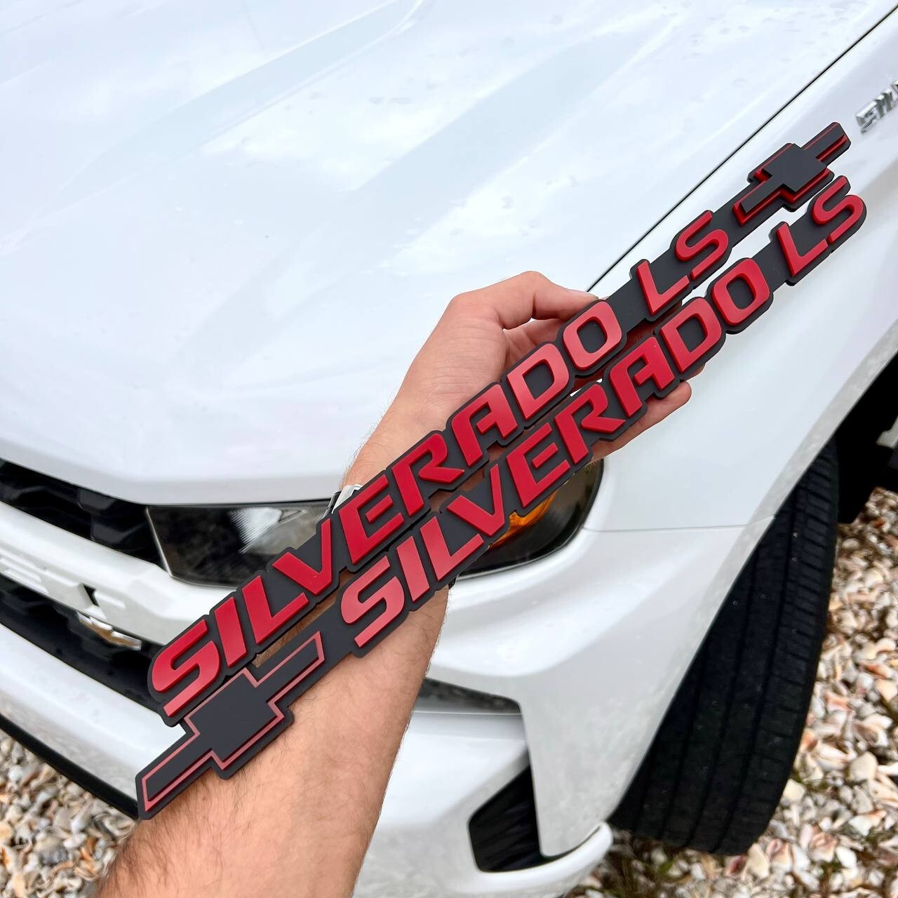 2PCS Mate Black and Red SILVERADO EMBLEM BADGE FOR SILVERADO
