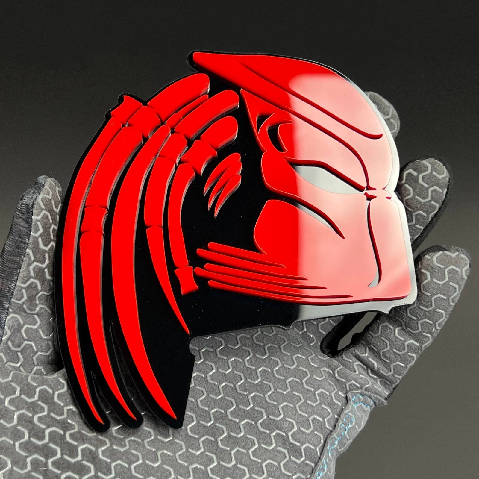 1PC PREDATOR 3D Acrylic Badge – Car Truck Fender Tailgate Trunk Emblem Decal
