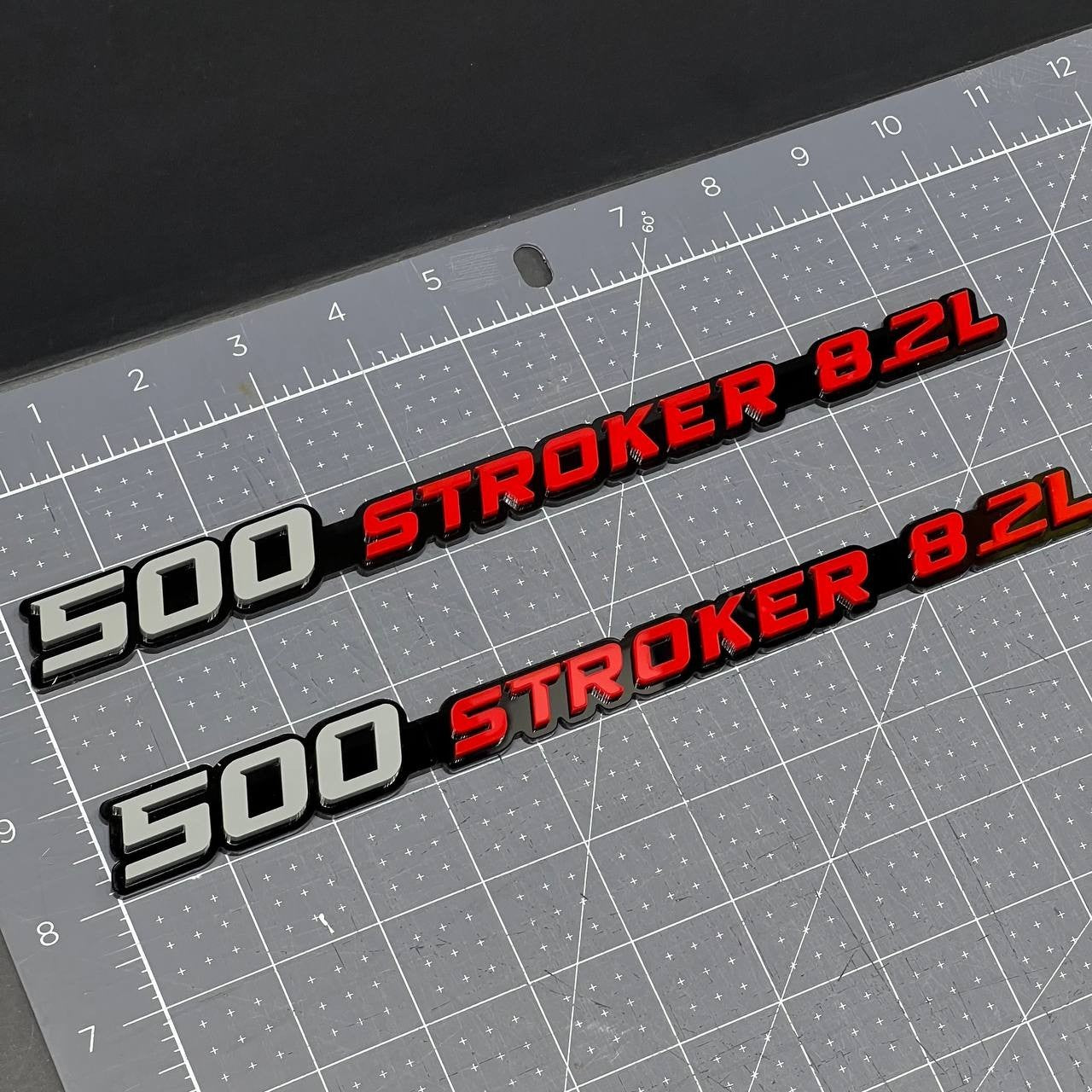 2PCS 500 STROKER 8.2L Emblems – 3D Acrylic Engine Fender Badges for Cars & Truck