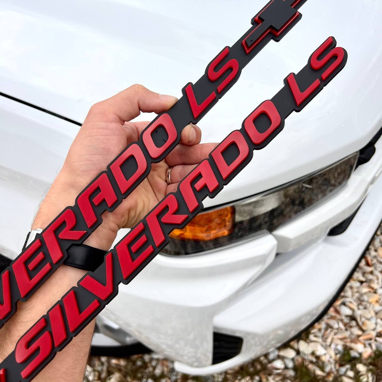 2PCS Mate Black and Red SILVERADO EMBLEM BADGE FOR SILVERADO
