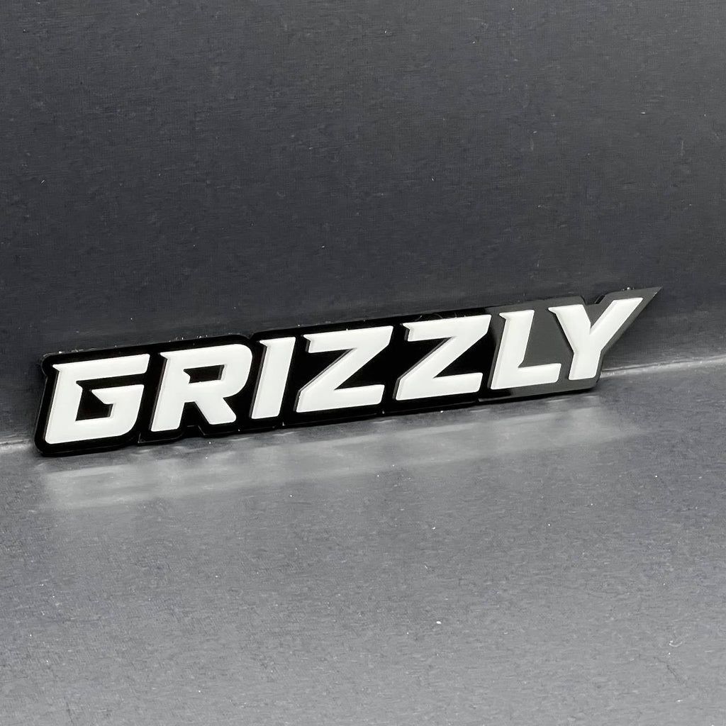 1PCS GRIZZLY Emblem – Custom 3D Multicolor Acrylic Car, Truck & SUV Badge