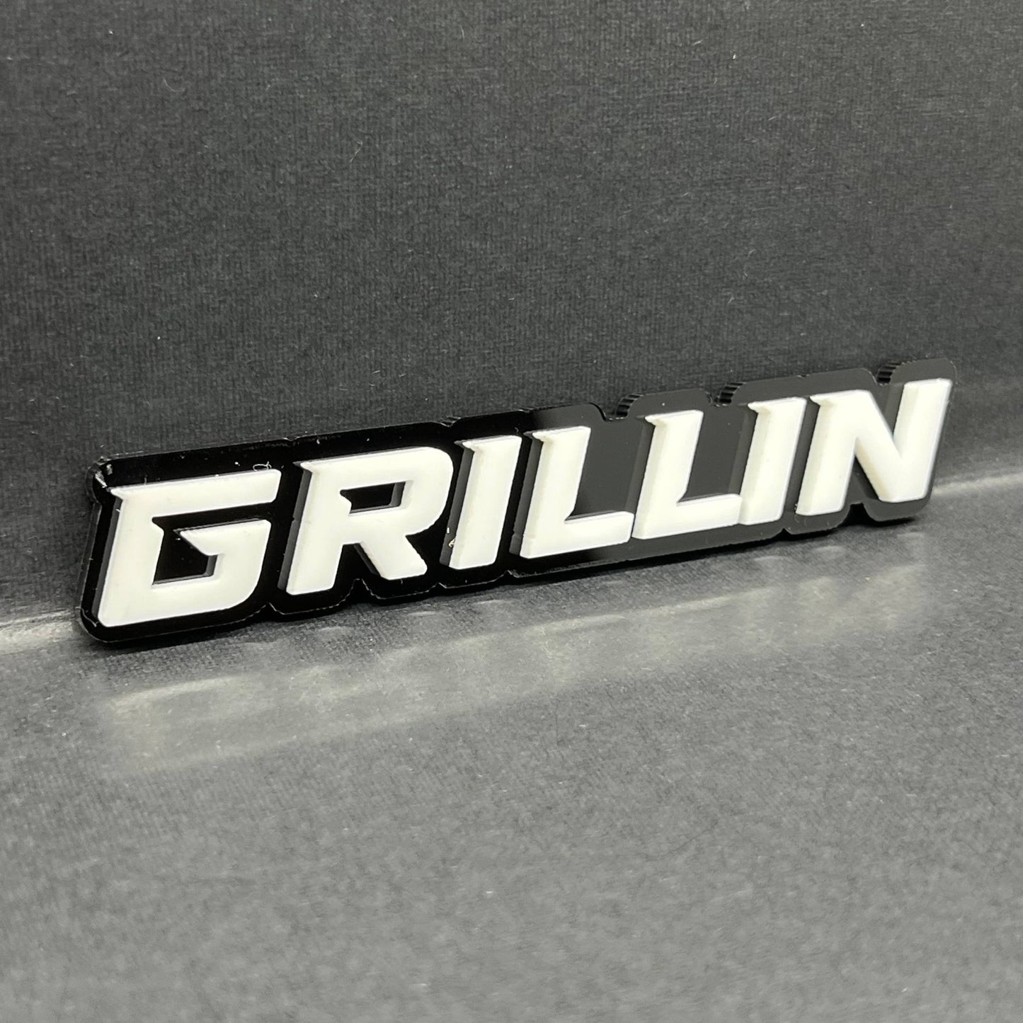 1PC GRILLIN Badge – 3D Multicolor Acrylic Car Truck SUV Fender & Tailgate Emblem