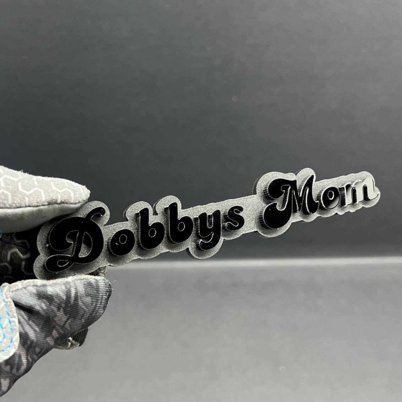 1PC Dobbys Mom 3D Emblem – Custom Acrylic Car Fender Trunk Tailgate Sticker