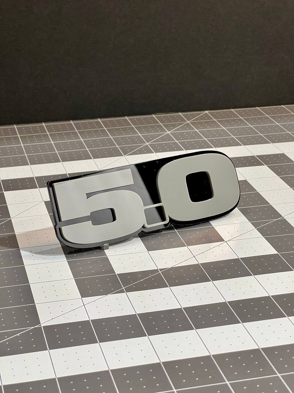 2pcs 5.0 Emblem Multicolor Badges White On Black Fender Angry Aggressive Racing
