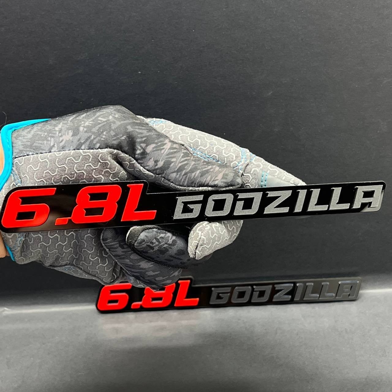 6.8L GODZILLA EMBLEMS QTY 2 FENDER EXTERIOR 6.8L ENGINE BADGE PAIR 3D EMBLEMS