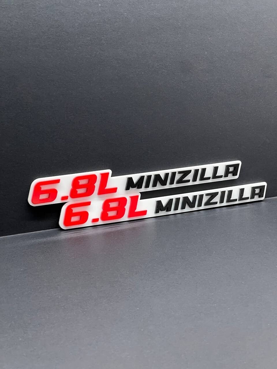 6.8L EMBLEMS QTY 2 FENDER EXTERIOR 6.8L ENGINE BADGE PAIR 3D ACRYLIC DECAL