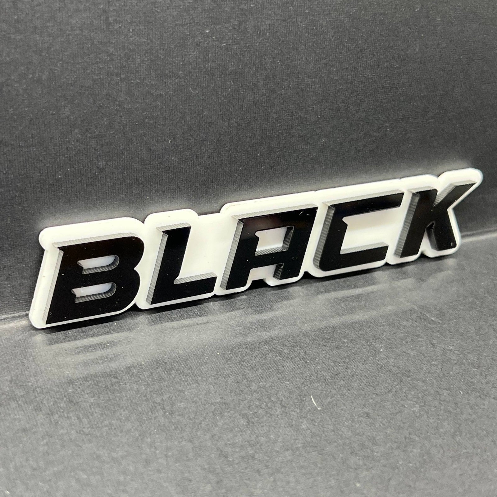 1PCS BLACK Emblem – Durable 3D Multicolor Acrylic Car & SUV Fender Badge
