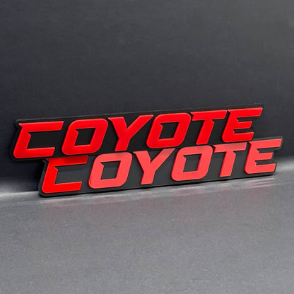 1pcs COYOTE Emblem Badges Red Black Mate Fender Angry Aggressive Fender Emblem