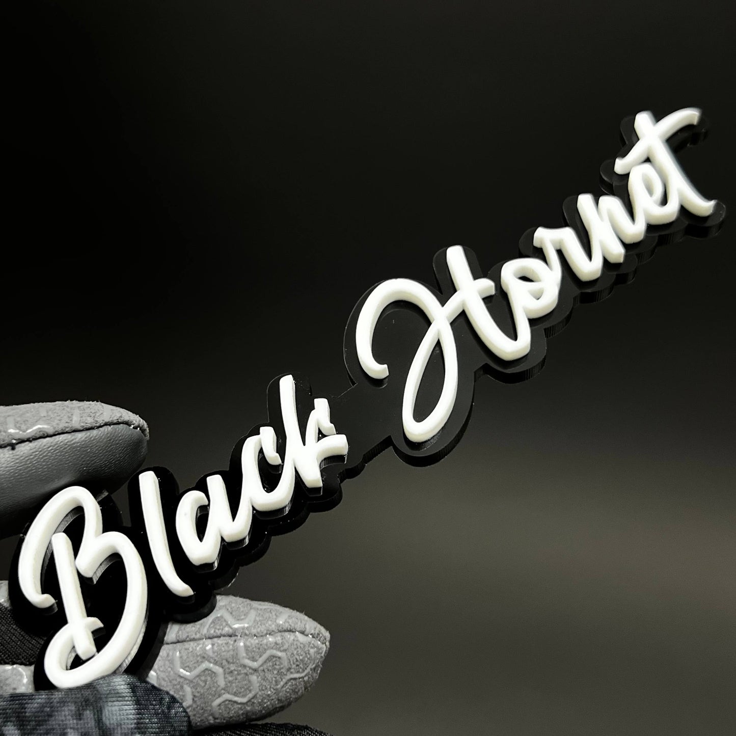 1PC Black Hornet 3D Acrylic Badge - Car Truck Emblem Fender Sticker