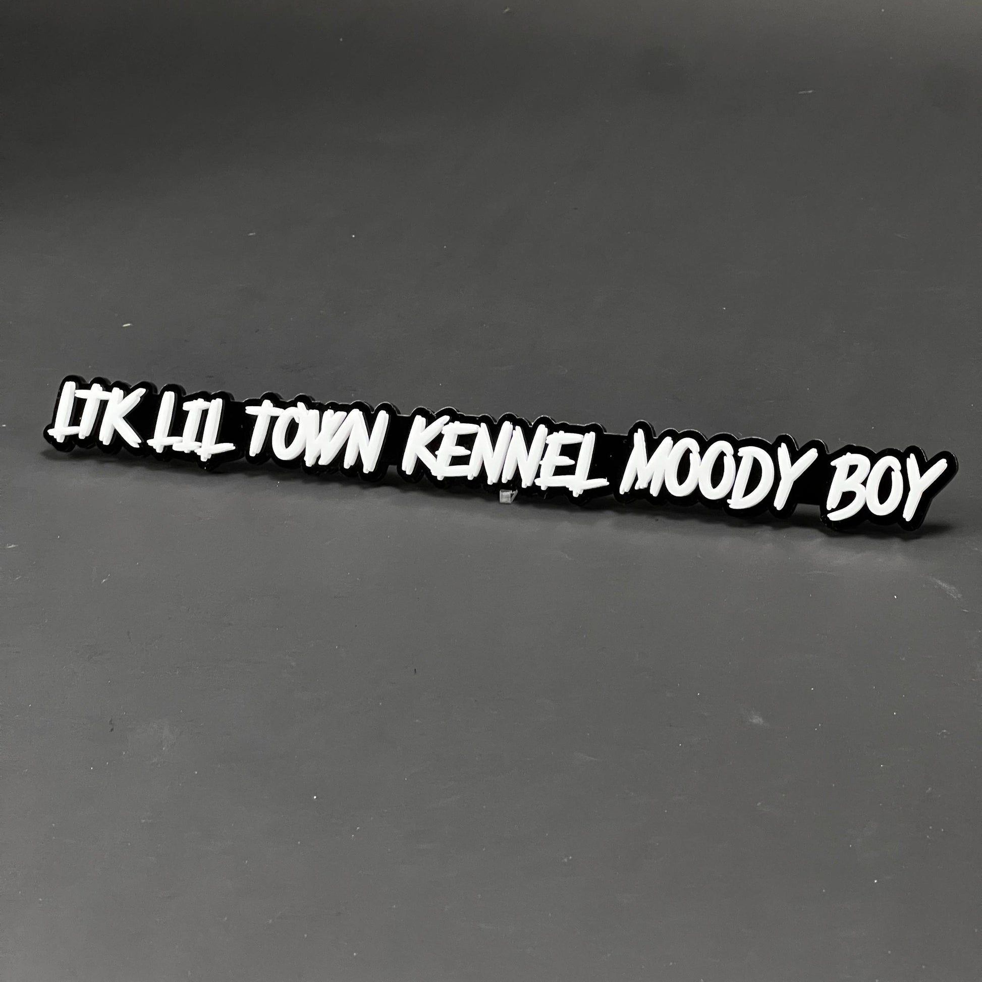 1PC LTK LIL TOWN KENNEL MOODY BOY 3D Acrylic Car Badge - Fender Emblem