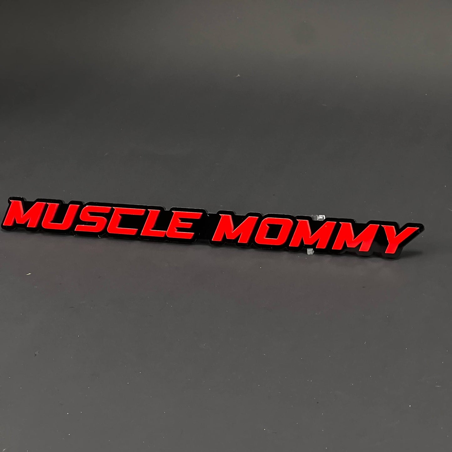 1PC MUSCLE MOMMY 3D Acrylic Badge - Car Truck Emblem Fender Sticker