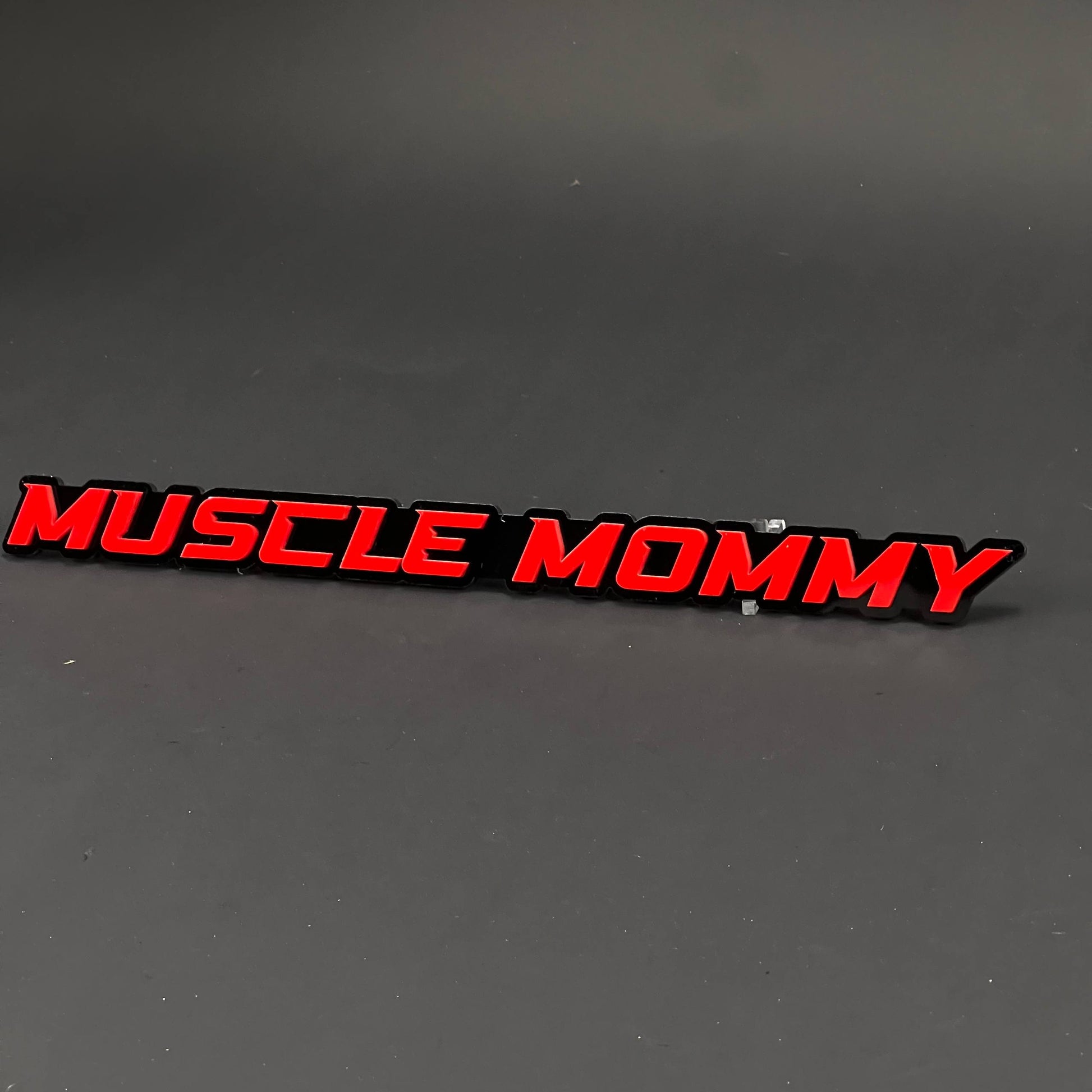 1PC MUSCLE MOMMY 3D Acrylic Badge - Car Truck Emblem Fender Sticker